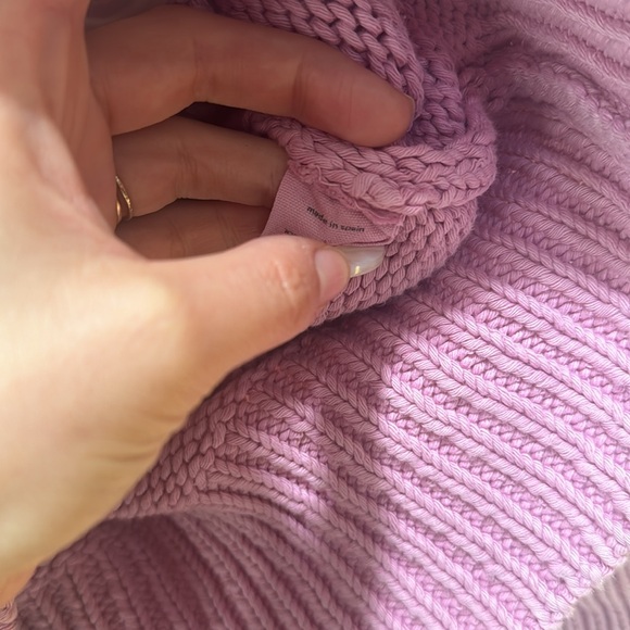 Pink sweater - Picture 4 of 5